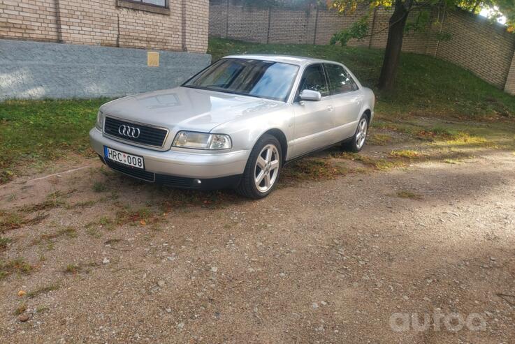 Audi A8 D2/4D [restyling] Sedan 4-doors