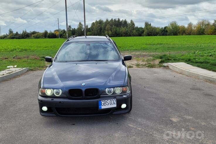 BMW 5 Series E39 Touring wagon