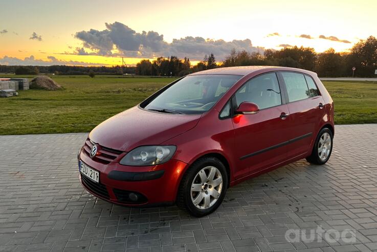 Volkswagen Golf Plus 1 generation
