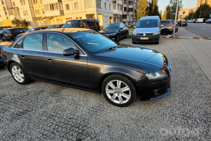 Audi A4 B8/8K Sedan 4-doors