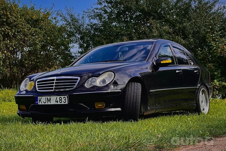 Mercedes-Benz C-Class W203/S203/CL203 Sedan
