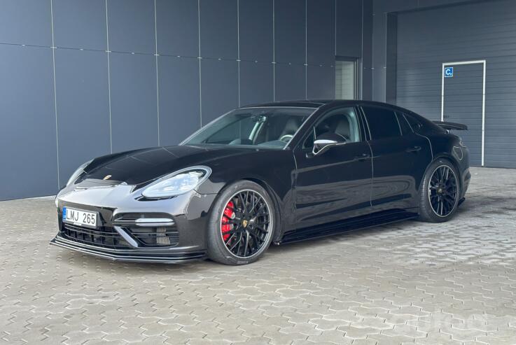 Porsche Panamera 971 Liftback