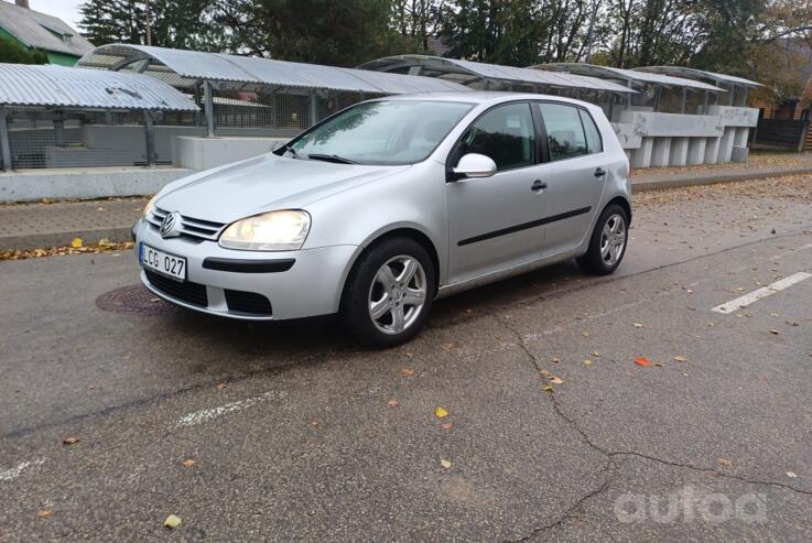 Volkswagen Golf 5 generation Hatchback 5-doors
