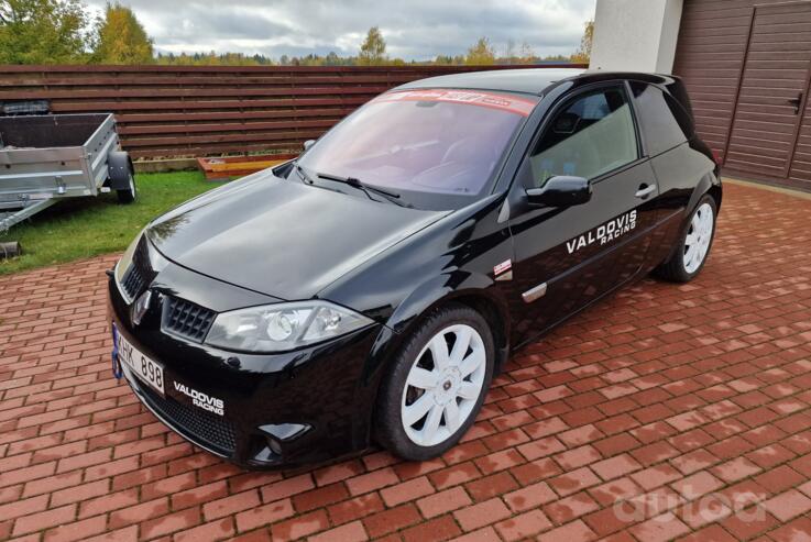 Renault Megane RS 2 generation