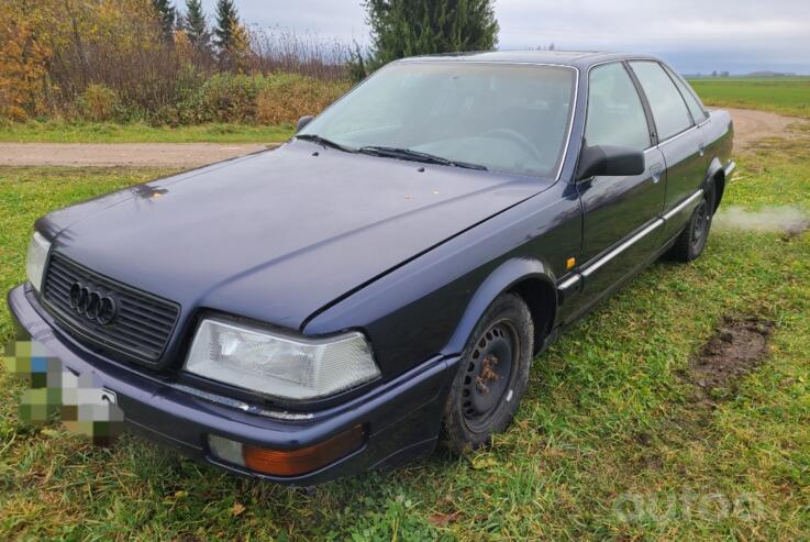 Audi V8 1 generation Sedan