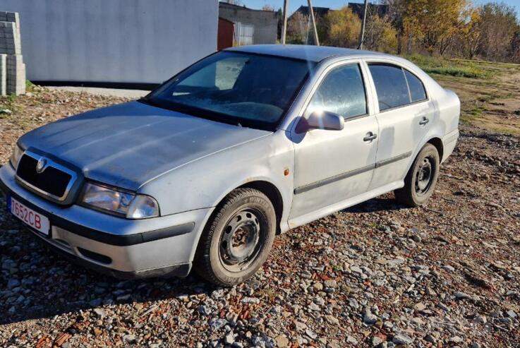 Skoda Octavia 1 generation Liftback 5-doors