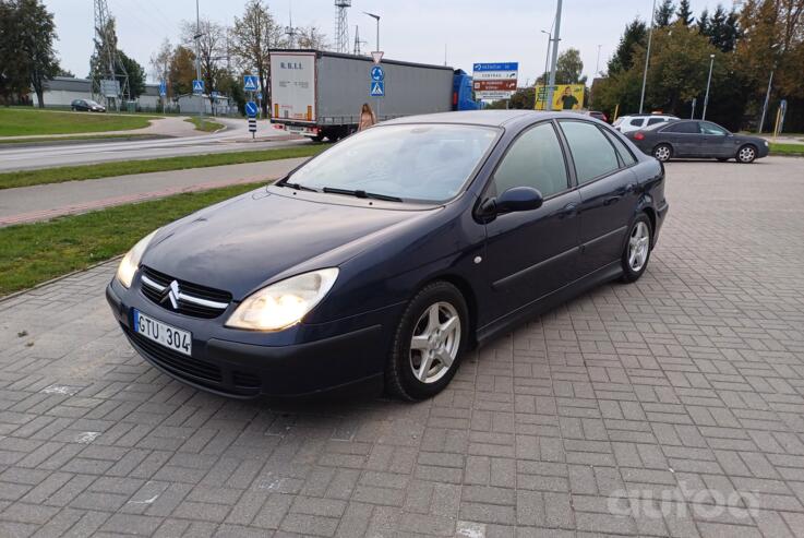 Citroen C5 1 generation Liftback