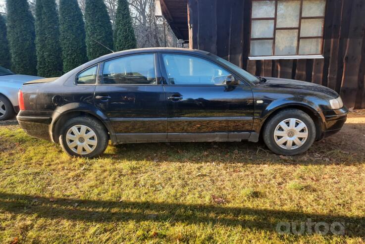 Volkswagen Passat B5 Sedan 4-doors