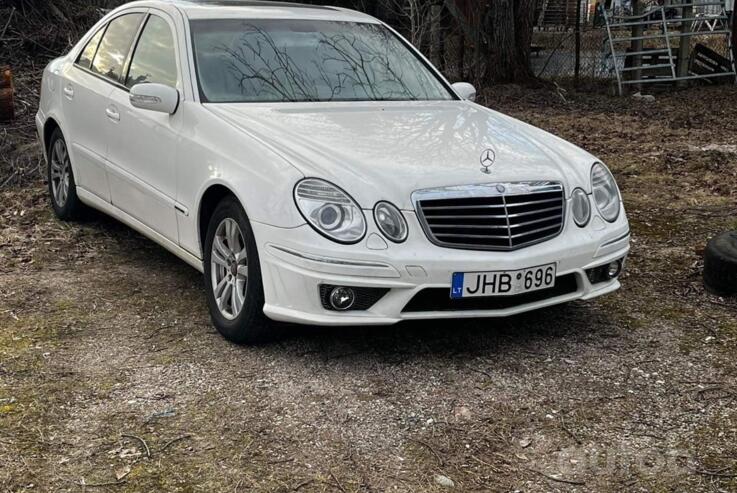 Mercedes-Benz E-Class W211 Sedan