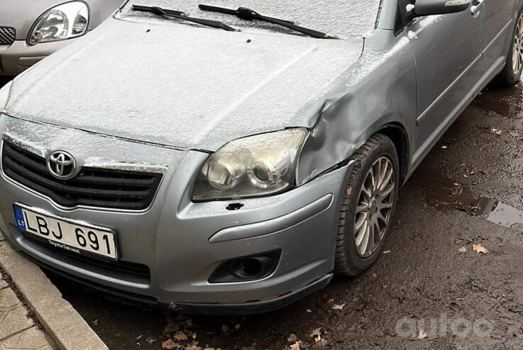 Toyota Avensis 2 generation [restyling] wagon