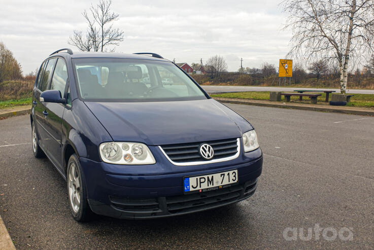 Volkswagen Touran 1 generation Minivan