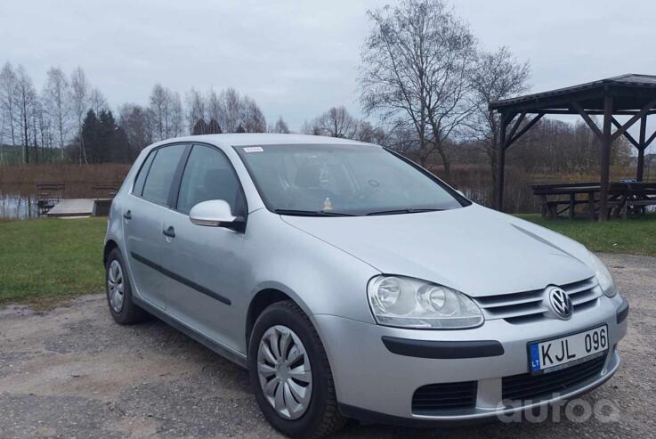 Volkswagen Golf 5 generation Hatchback 5-doors