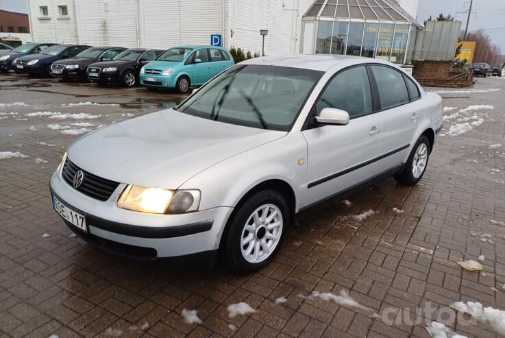 Volkswagen Passat B5 Sedan 4-doors