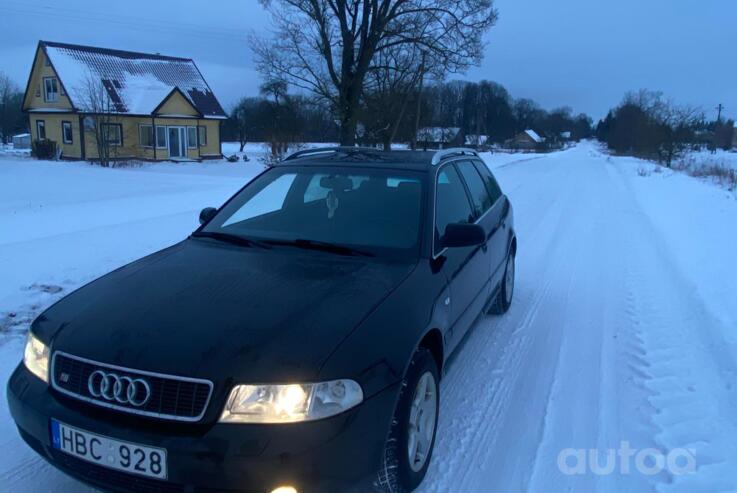 Audi A4 B5 Avant wagon 5-doors