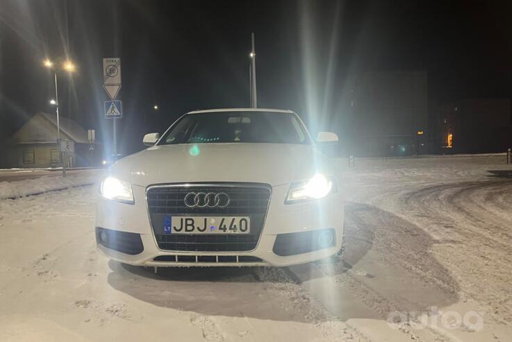 Audi A4 B8/8K wagon 5-doors