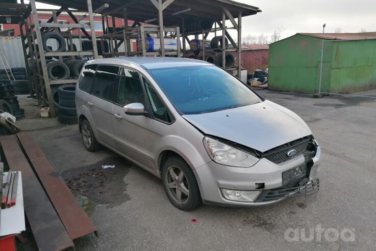 Ford Galaxy 2 generation Minivan