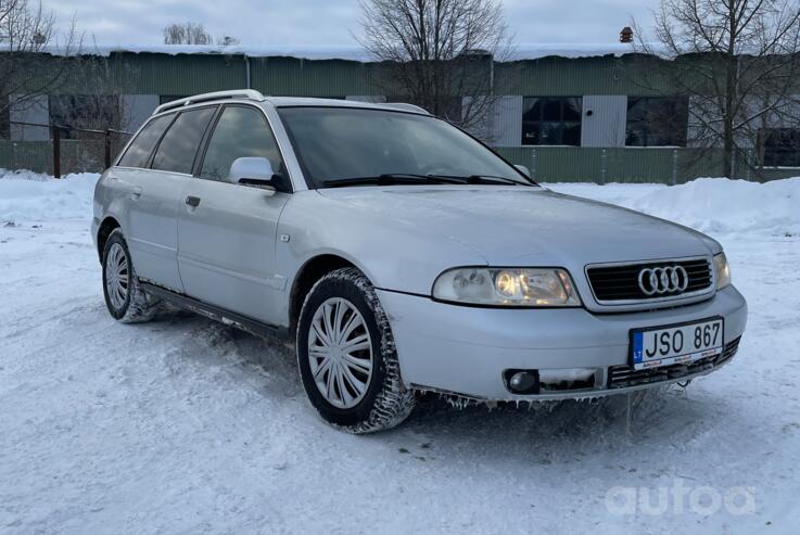 Audi A4 B5 Avant wagon 5-doors