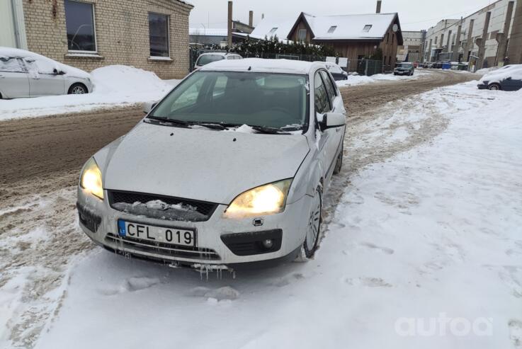 Ford Focus 2 generation Hatchback 5-doors