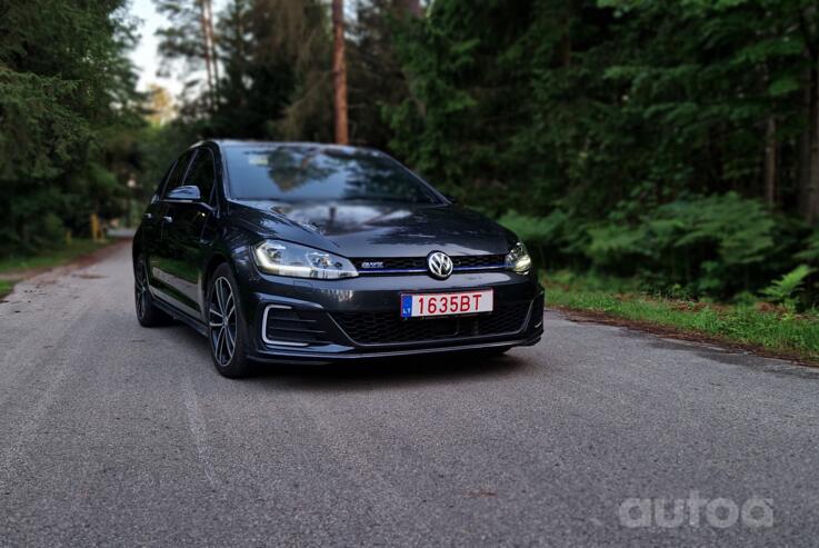 Volkswagen Golf 7 generation Hatchback 5-doors
