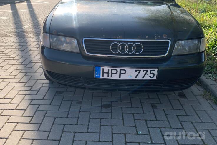 Audi A4 B5 Sedan