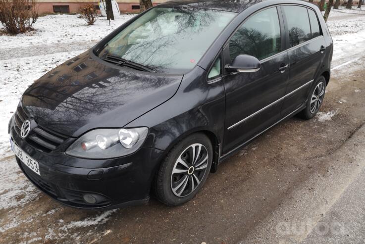 Volkswagen Golf Plus 1 generation