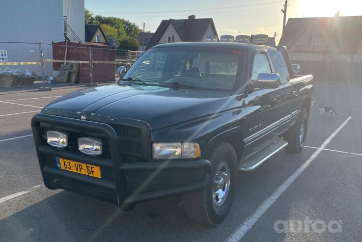 Dodge Ram 2 generation Regular Cab pickup 2-doors