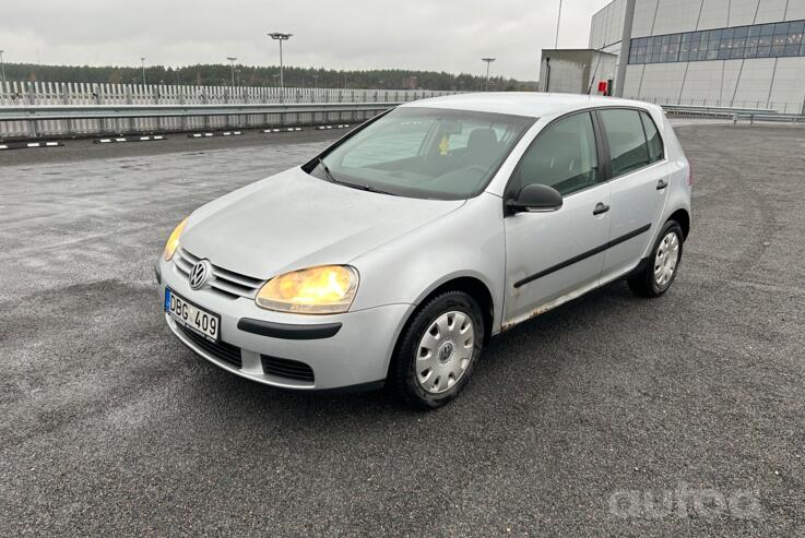 Volkswagen Golf 5 generation Hatchback 5-doors