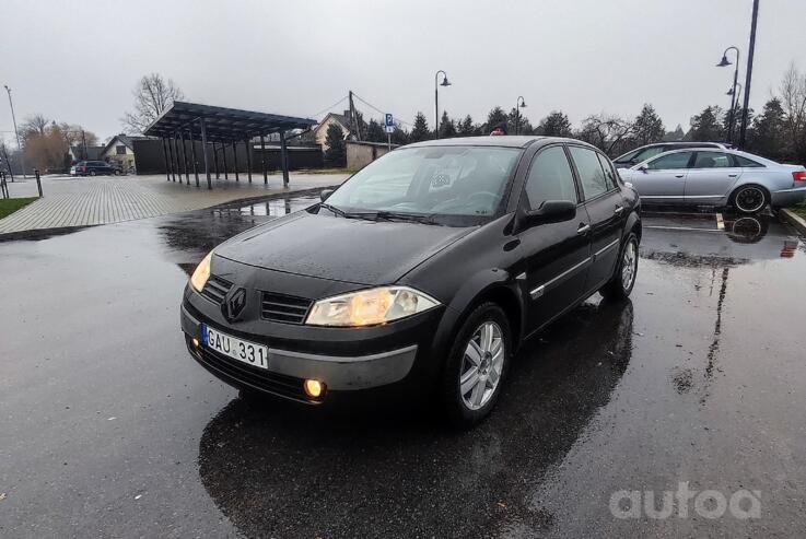 Renault Megane 2 generation Sedan