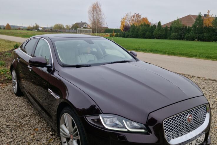 Jaguar XJ X351 Sedan 4-doors