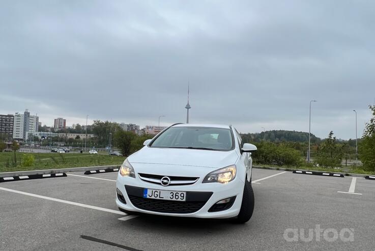 Opel Astra J [restyling] Sports Tourer wagon 5-doors