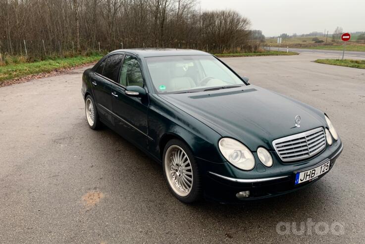 Mercedes-Benz E-Class W211 Sedan