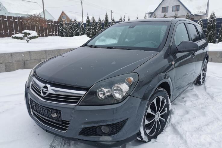 Opel Astra H [restyling]