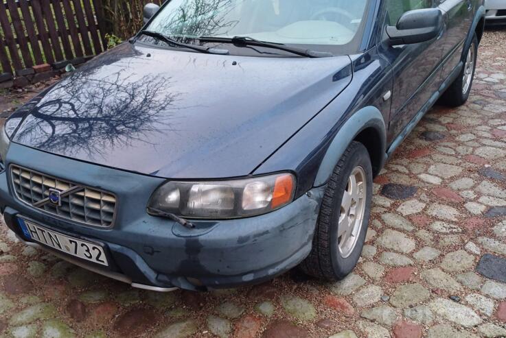 Volvo XC70 2 generation wagon