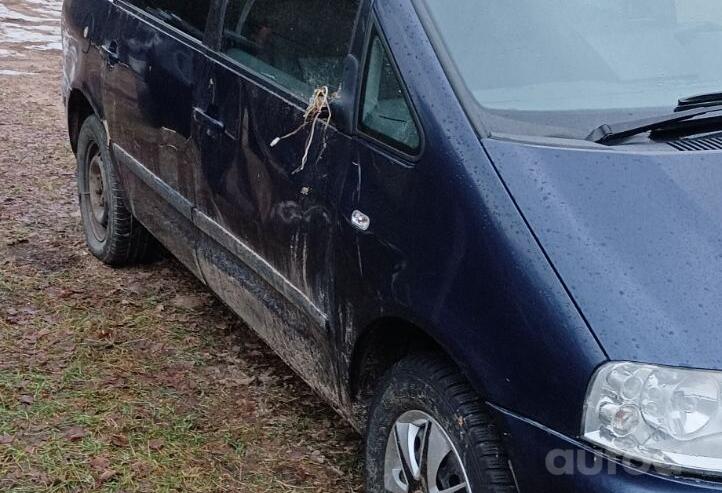 Volkswagen Sharan 1 generation [restyling] Minivan