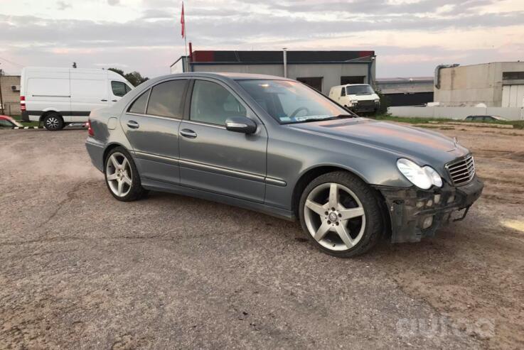 Mercedes-Benz C-Class W203/S203/CL203 [restyling] Sedan 4-doors
