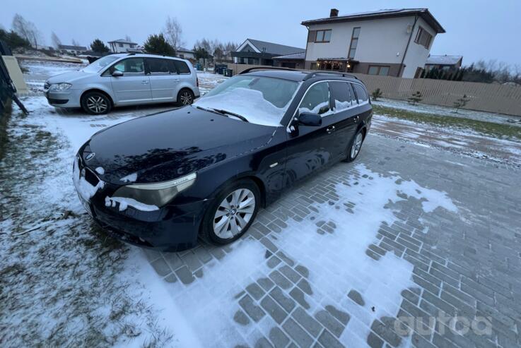 BMW 5 Series E60/E61 Touring wagon