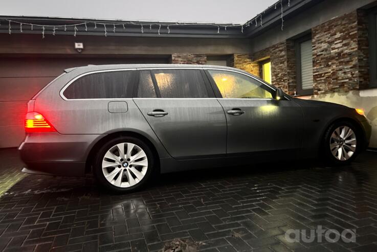 BMW 5 Series E60/E61 Touring wagon