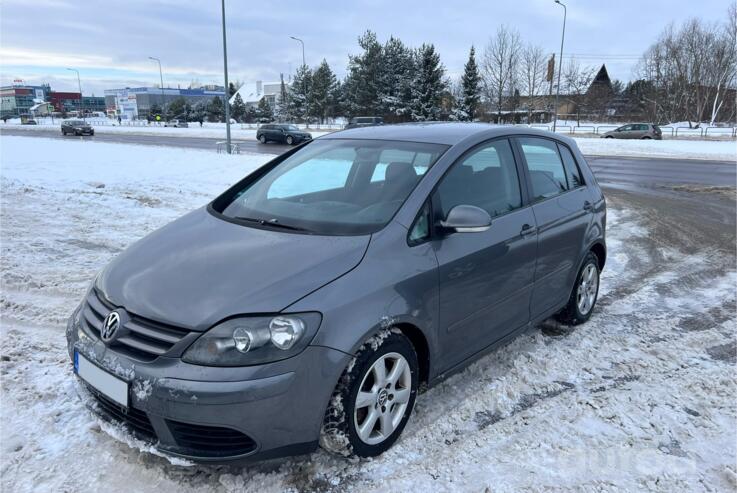 Volkswagen Golf Plus 1 generation