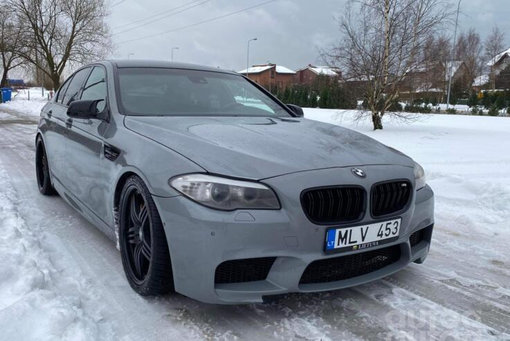 BMW 5 Series F07/F10/F11 Sedan