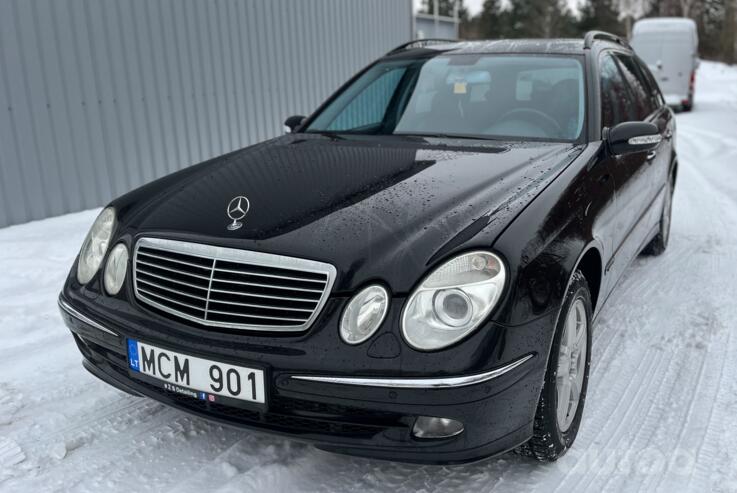 Mercedes-Benz E-Class W211 Sedan