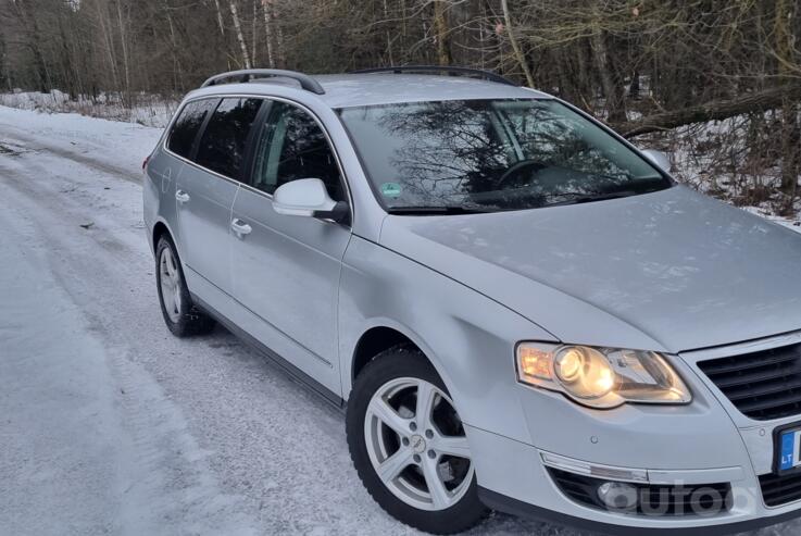 Volkswagen Passat B6 wagon 5-doors