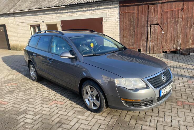 Volkswagen Passat B6 wagon 5-doors