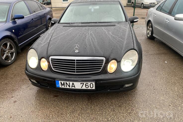Mercedes-Benz E-Class W211 Sedan