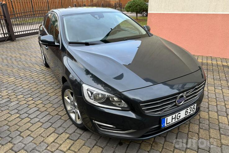 Volvo V60 1 generation [restyling] wagon 5-doors