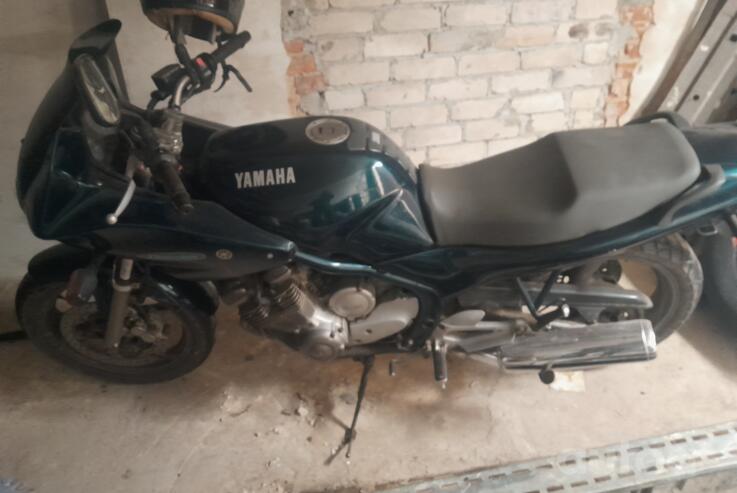 Yamaha XJ