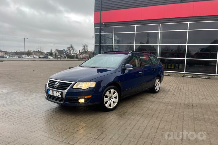 Volkswagen Passat B6 wagon 5-doors