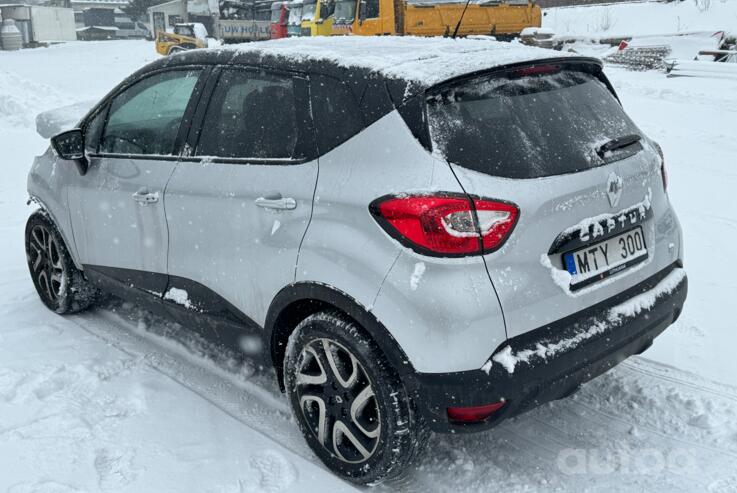 Renault Captur 1 generation Crossover