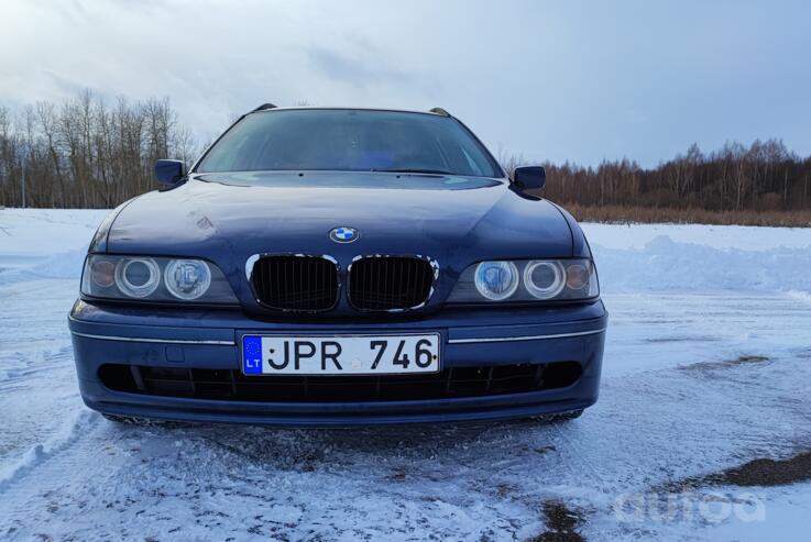 BMW 5 Series E39 Touring wagon