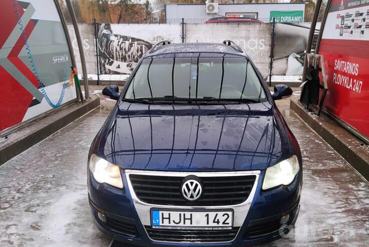 Volkswagen Passat B6 wagon 5-doors