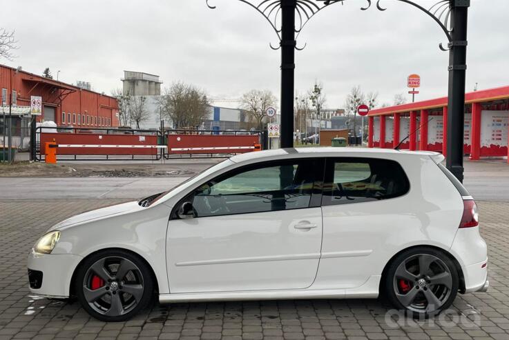 Volkswagen Golf GTI 5 generation